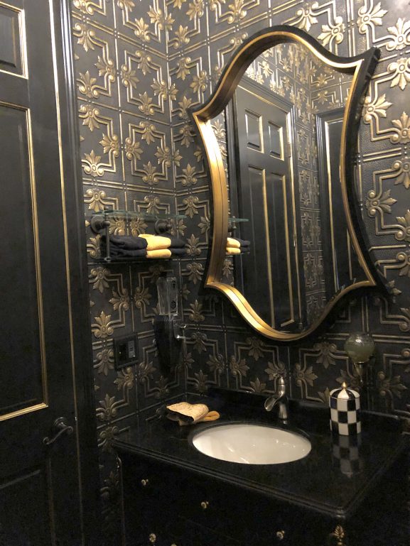 powder room