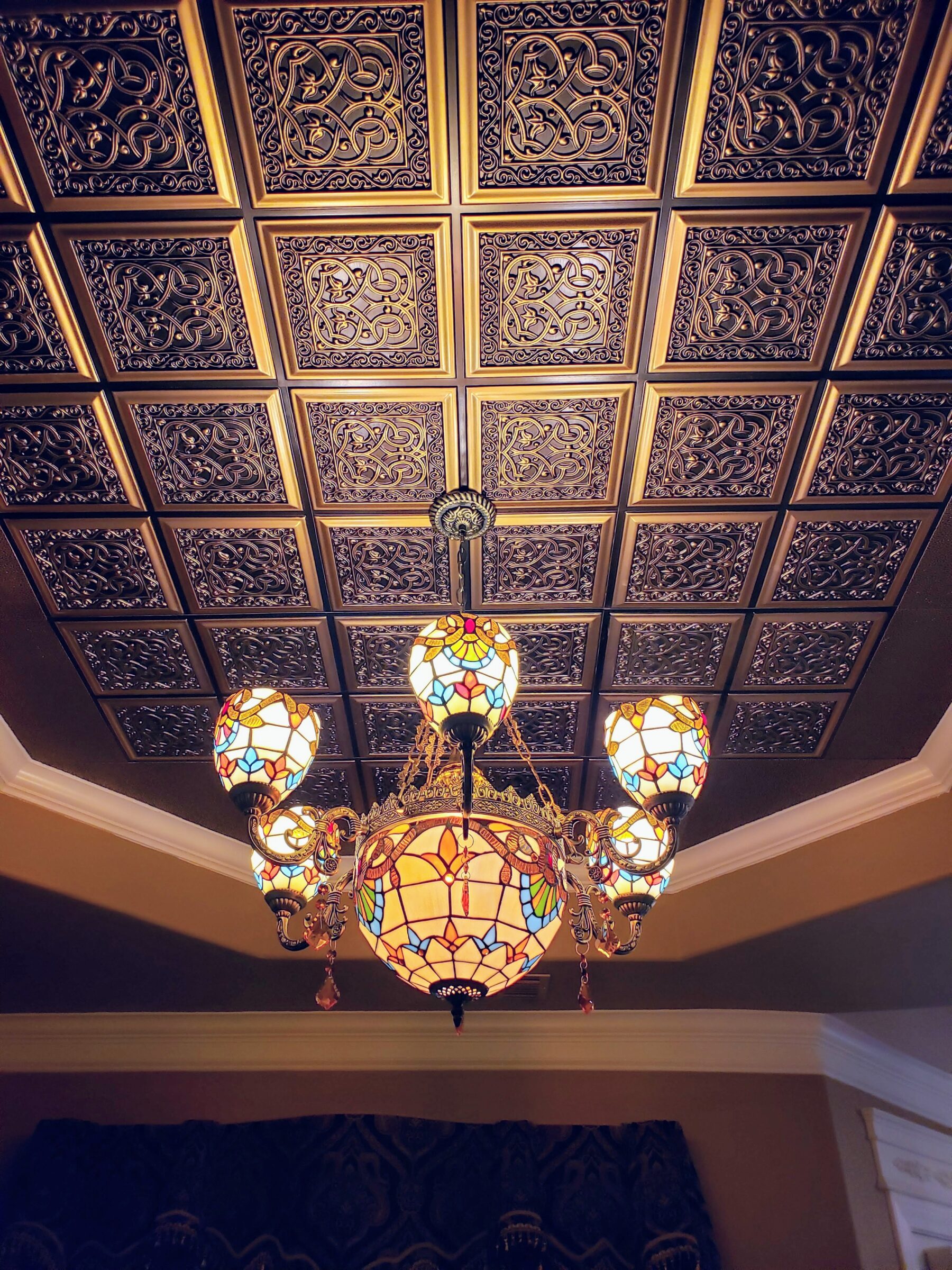 parlor ceiling