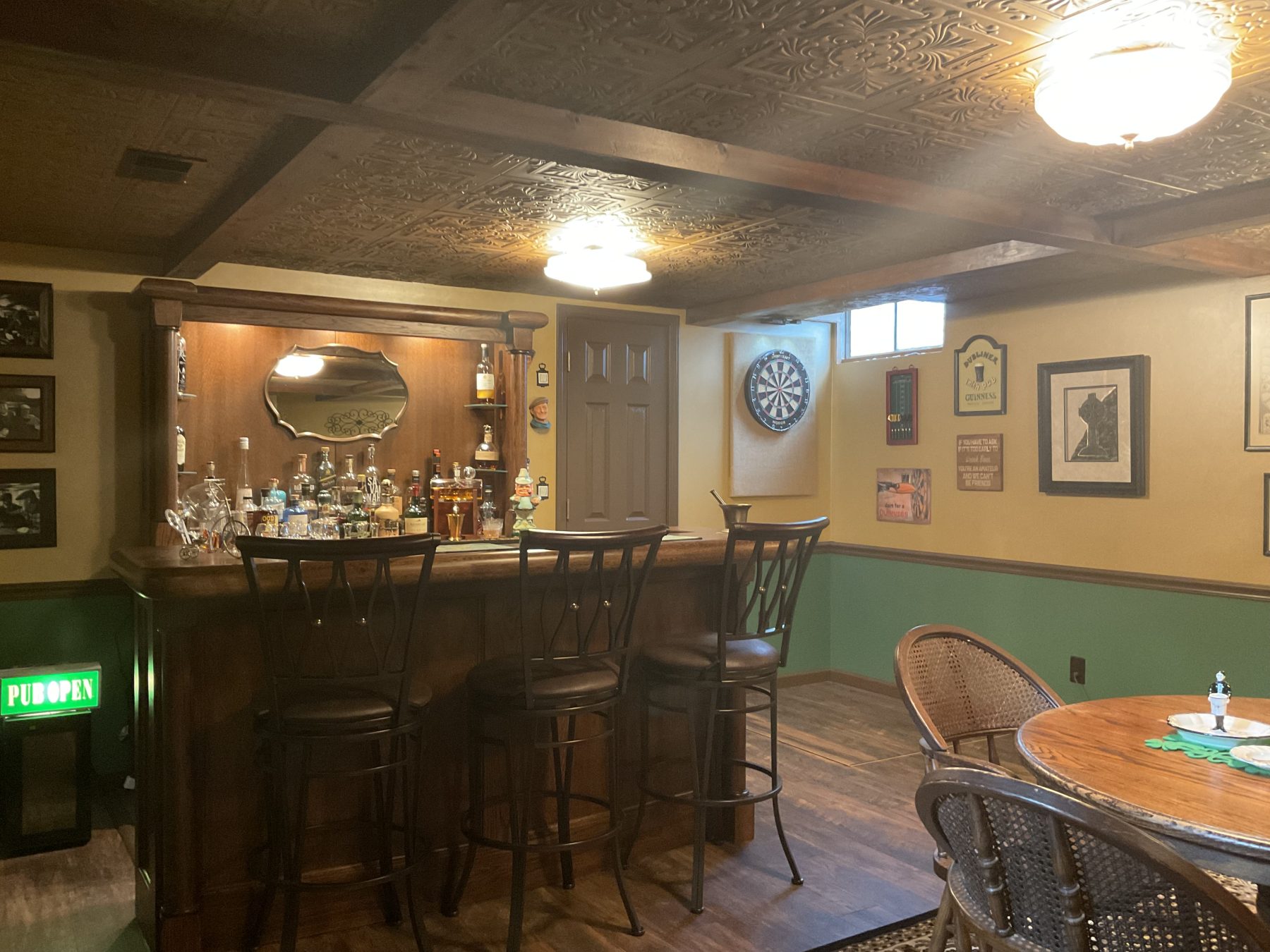 basement irish pub