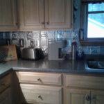 gwens_cabin_aluminum_backsplash_tile_0512_1024_1