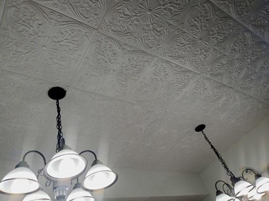 Spanish Silver Styrofoam Ceiling Tile 20 in x 20 in – #R139